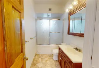 Propiedad en alquiler con 4 habitaciones y 2 baños en Jamaica Plain