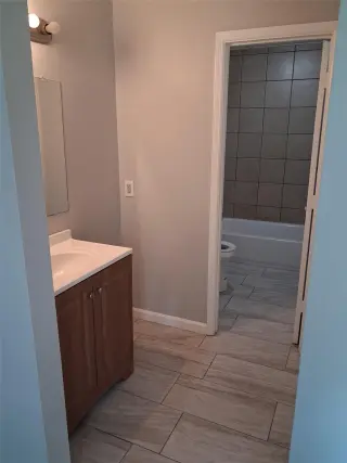 Propiedad en alquiler con 3 habitaciones y 2 baños en Riverdale