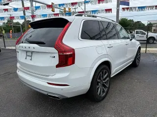 2019 Volvo XC90 T6 Momentum AWD