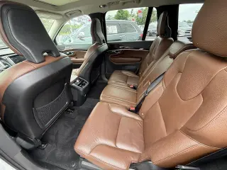 2019 Volvo XC90 T6 Momentum AWD