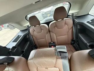 2019 Volvo XC90 T6 Momentum AWD