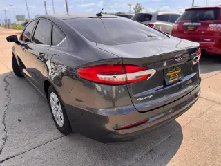 2019 Ford Fusion S