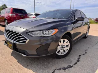 2019 Ford Fusion S