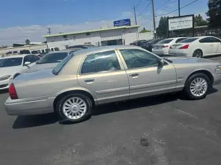 2010 Mercury Grand Marquis