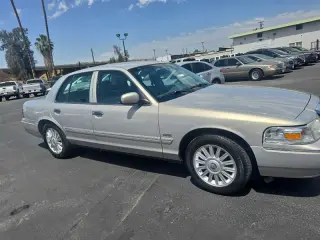 2010 Mercury Grand Marquis