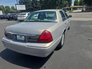 2010 Mercury Grand Marquis