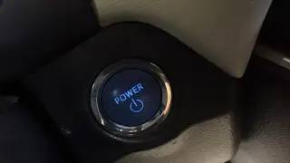 Toyota RAV4 Hybrid 2019 AWD XLE 4dr SUV