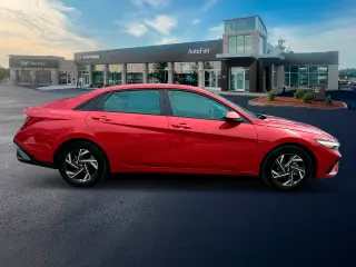 Hyundai ELANTRA 2024 SEL 4dr Sedan