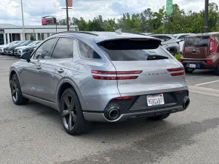 Genesis GV70 2023 AWD 2.5T Standard 4dr SUV