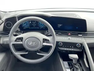 Hyundai ELANTRA Hybrid 2024 Blue 4dr Sedan