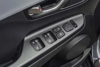 Hyundai KONA 2020 AWD Limited 4dr Crossover
