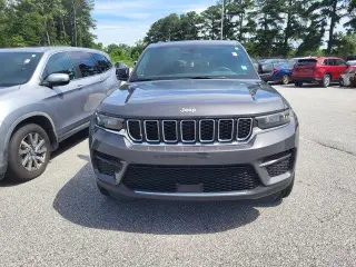 Jeep Grand Cherokee 2024 4x2 Laredo 4dr SUV