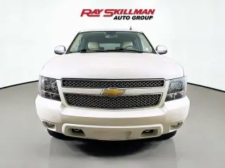 Chevrolet Suburban 2013 4x4 LTZ 4dr SUV