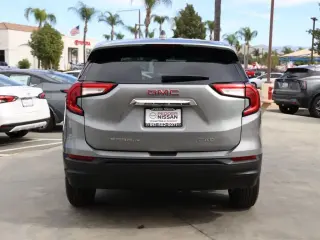 GMC Terrain 2024 AWD SLE 4dr SUV