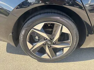 Hyundai ELANTRA 2022 Limited 4dr Sedan