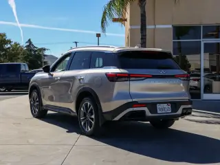 INFINITI QX60 2023 Luxe 4dr SUV