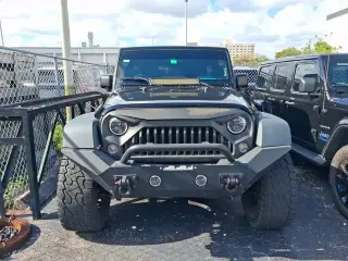 Jeep Wrangler Unlimited 2015 4x4 Sport 4dr SUV