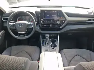 Toyota Highlander 2021 L 4dr SUV