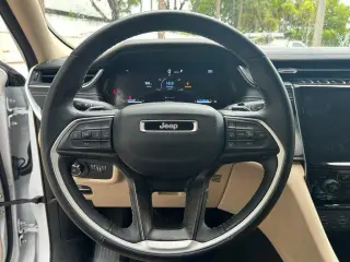 Jeep Grand Cherokee L 2022 4x2 Limited 4dr SUV