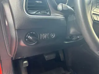 Dodge Challenger 2018 SXT 2dr Coupe