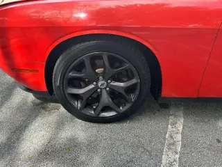 Dodge Challenger 2018 SXT 2dr Coupe