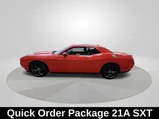 Dodge Challenger 2018 SXT 2dr Coupe