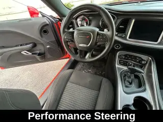 Dodge Challenger 2018 SXT 2dr Coupe