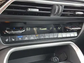 Mazda CX-90 Plug-in Hybrid 2024 AWD Premium Plus 4dr SUV