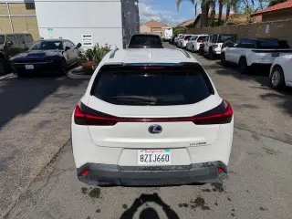 Lexus UX 250h 2022 AWD 4dr Crossover