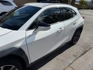 Lexus UX 250h 2022 AWD 4dr Crossover