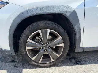 Lexus UX 250h 2022 AWD 4dr Crossover