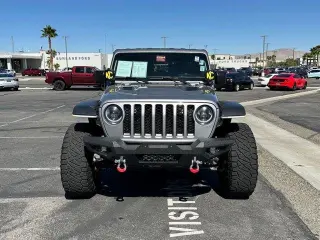 Jeep Gladiator 2020 4x4 Launch Edition 4dr Crew Cab 5.0 ft. SB