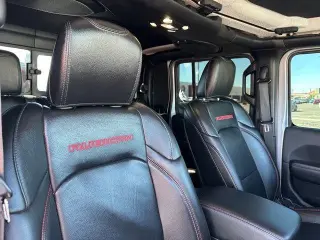 Jeep Gladiator 2020 4x4 Launch Edition 4dr Crew Cab 5.0 ft. SB