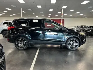 Ford Escape 2019 SEL 4dr SUV