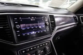 Volkswagen Atlas 2021 V6 SE R-Line 4dr SUV w/Technology (midyear release)