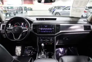Volkswagen Atlas 2021 V6 SE R-Line 4dr SUV w/Technology (midyear release)