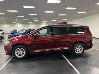 Chrysler Pacifica 2020 Touring L 4dr Mini-Van