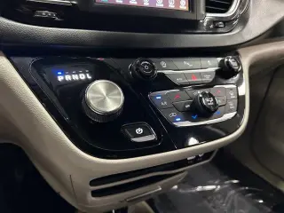Chrysler Pacifica 2020 Touring L 4dr Mini-Van