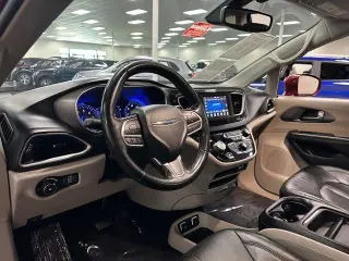 Chrysler Pacifica 2020 Touring L 4dr Mini-Van