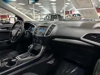 Ford Edge 2017 SEL 4dr Crossover