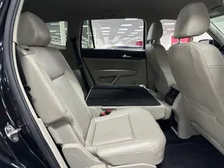 Volkswagen Atlas 2018 V6 SE 4dr SUV w/Technology