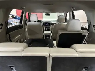 Volkswagen Atlas 2018 V6 SE 4dr SUV w/Technology
