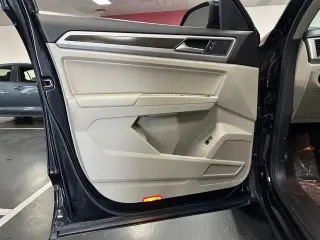 Volkswagen Atlas 2018 V6 SE 4dr SUV w/Technology