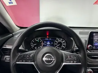 Nissan Altima 2023 2.5 SV 4dr Sedan