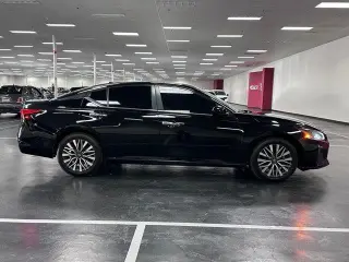 Nissan Altima 2023 2.5 SV 4dr Sedan