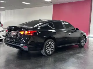 Nissan Altima 2023 2.5 SV 4dr Sedan