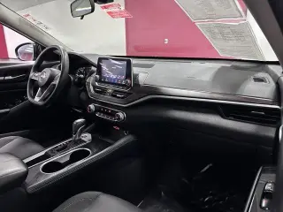 Nissan Altima 2023 2.5 SV 4dr Sedan