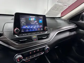 Nissan Altima 2023 2.5 SV 4dr Sedan
