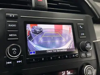 Honda Civic 2018 LX 4dr Sedan w/Honda Sensing