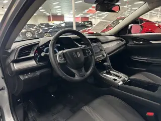 Honda Civic 2018 LX 4dr Sedan w/Honda Sensing